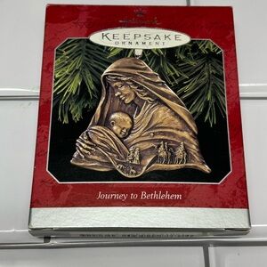 1998 Hallmark Journey To Bethlehem Baby Jesus Nativity Christmas Story Ornament